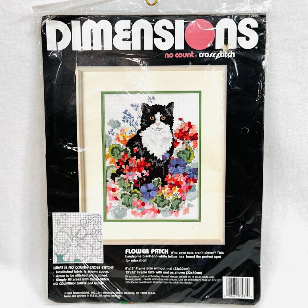Vintage Dimensions No Count Cross Stitch Kit Flower Patch Cat Design (1989) - NW